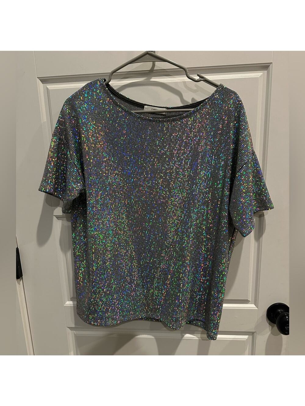 Cherish NWT Allover Iridescent Sequins Sparkle Blouse